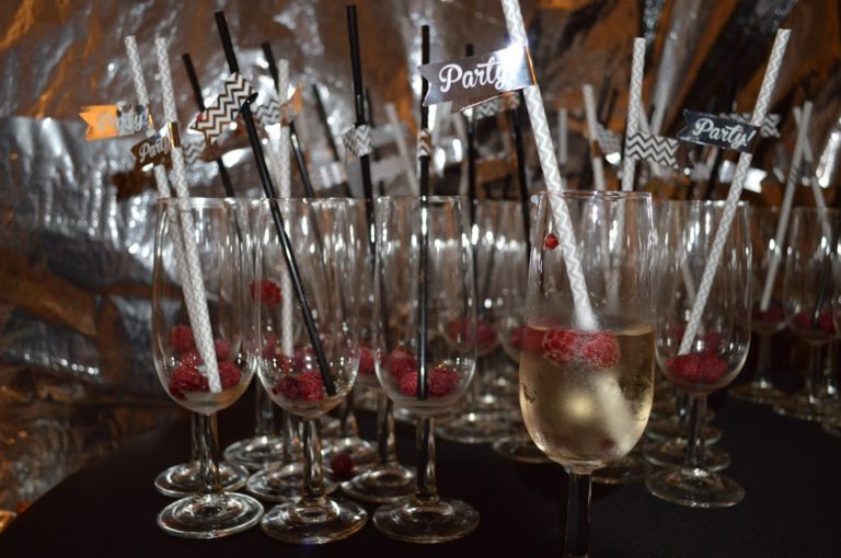 Zondag 7 januari: Nieuwjaarsborrel ViJoS